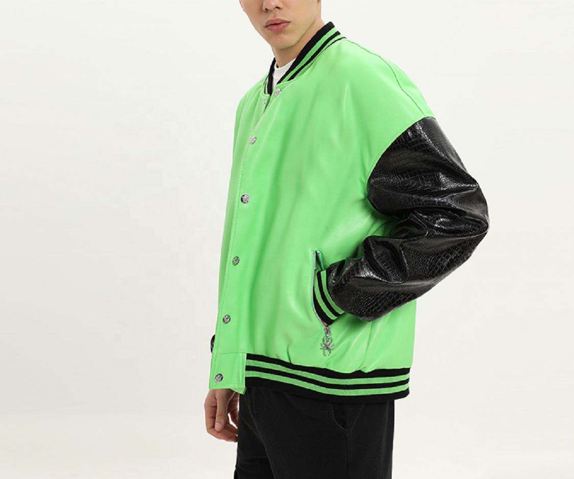 Giacca da baseball bomber in ecopelle color block da uomo personalizzata del produttore OEM