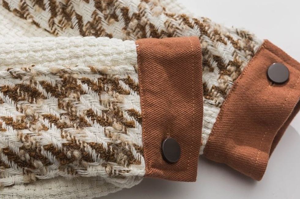 OEM ထုတ်လုပ်သူ Logo ကို စိတ်ကြိုက်ပြင်ဆင်ပြီး Outdoor Loose Clashing Colours Stitching Cargo Coat Casual Jacket