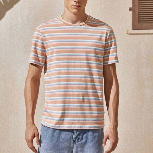 Oem Custom Logo Fashion Streetwear T-paita Py&ouml;re&auml;kauluksinen Basic T-paita Miesten raidallinen lyhythihainen T-paita