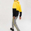 Sweat &agrave; capuche en coton pour hommes, fabricant OEM personnalis&eacute; de haute qualit&eacute;, bloc de couleur, moiti&eacute; jaune, moiti&eacute; noir, pull &agrave; capuche