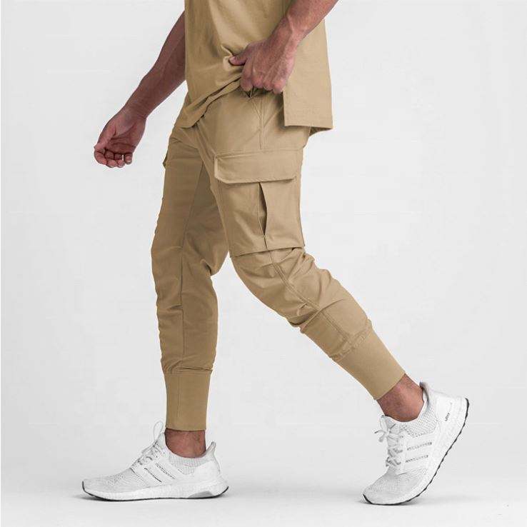 OEM-Hersteller ma&szlig;geschneiderte Slim-Fitness-Cargo-Jogginghosen f&uuml;r Herren, Fitnessstudio, Sport-Trainingshose mit gro&szlig;en Cargo-Taschen