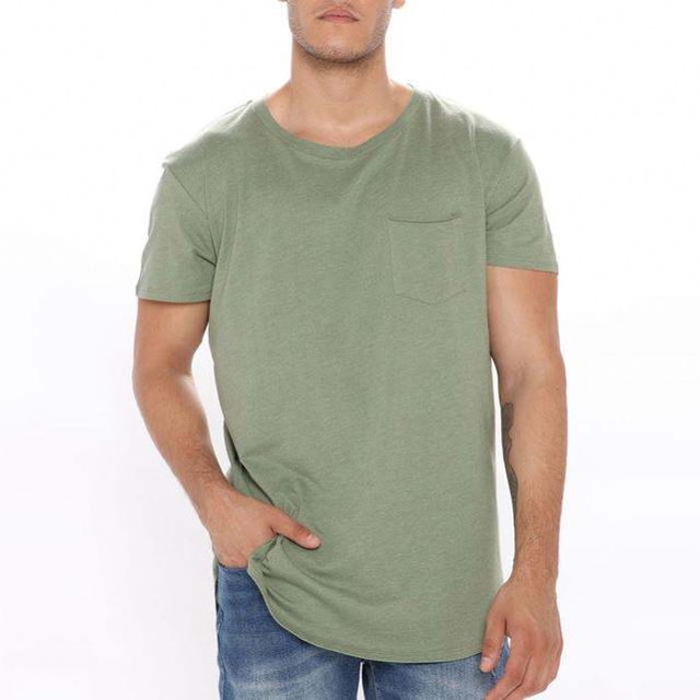 Gy&aacute;rt&oacute;k nagykereskedelme r&ouml;vid ujj&uacute;, leg&eacute;ny nyak&uacute; f&eacute;rfi sima &iacute;velt szeg&eacute;sű p&oacute;l&oacute;