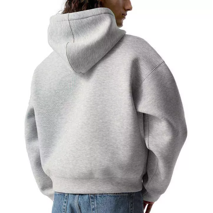 Hvem lager Essentials-hettegensere: Din komplette merkevareguide