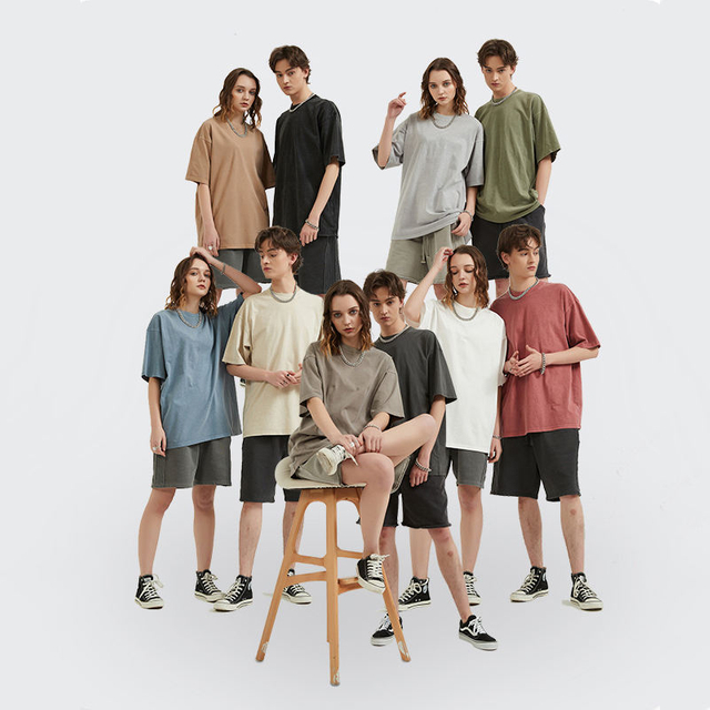 Le blanc des hommes de 250 GM/M a lav&eacute; les T-shirts de cru de poids lourd simple fait sur commande personnalis&eacute; en gros