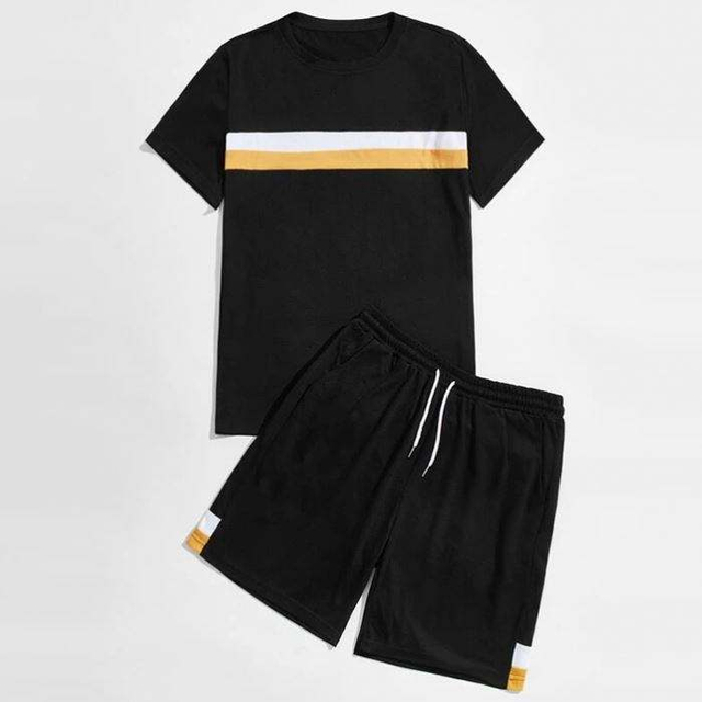 Homens shorts de verão estabeleceram uma camiseta listrada de manga curta e shorts de duas peças