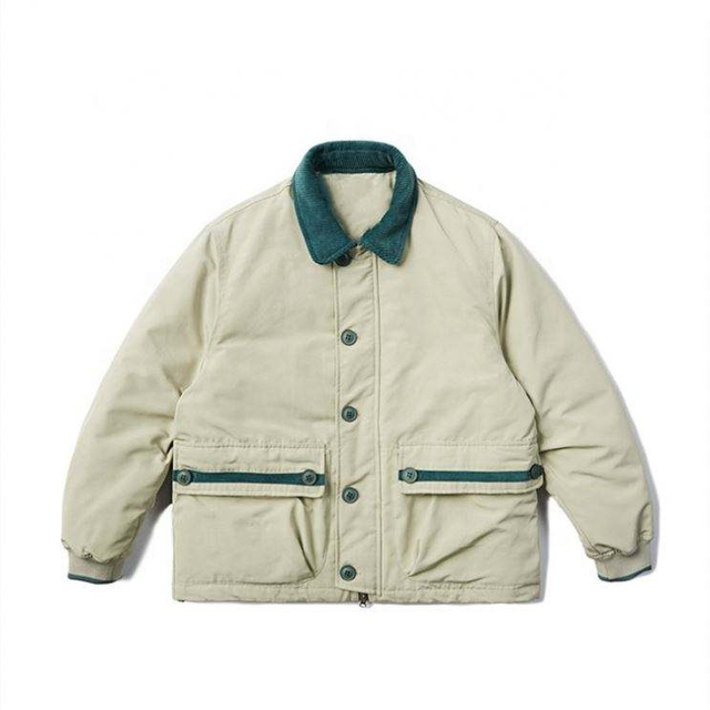 Los hombres de encargo del fabricante del OEM abajo forman la chaqueta acolchada color simple del tama&ntilde;o extra grande