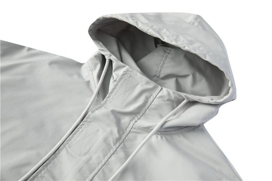 Hoodie Tersuai Pengeluar OEM Warna Pepejal Stereo Pullover Longgar Poket Besar