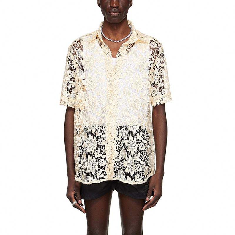 Camicia in pizzo scavata con bottoni a manica corta con colletto quadrato di alta qualit&agrave; beige giallo moda uomo personalizzato produttore OEM