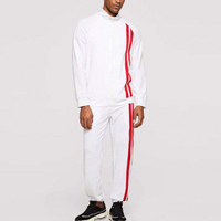 Elad&oacute; f&eacute;rfi tr&eacute;ningruha, 2019, cipz&aacute;ras pul&oacute;ver &eacute;s nadr&aacute;g, kontrasztos cs&iacute;kos, legjobb f&eacute;rfi tr&eacute;ningruha