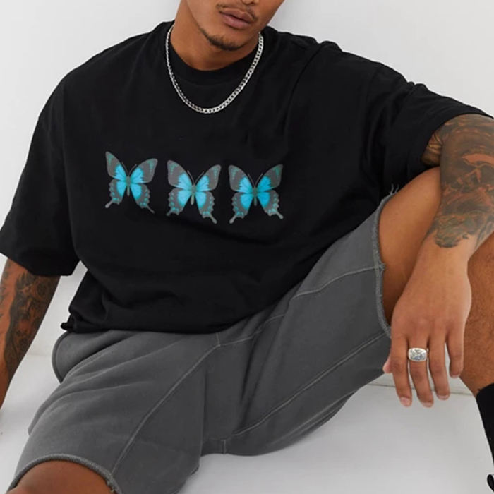 Maglietta da uomo a maniche corte con stampa a farfalla nera streetwear all'ingrosso Maglietta da uomo in cotone 100% con stampa su richiesta
