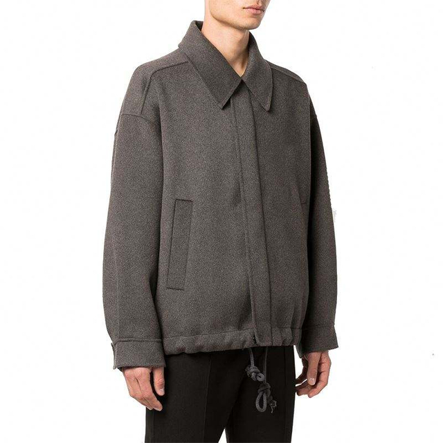 OEM-Hersteller, kundenspezifische Herren-Bomberjacke mit langen &Auml;rmeln, Umlegekragen, Kordelzug am Saum und Rei&szlig;verschluss