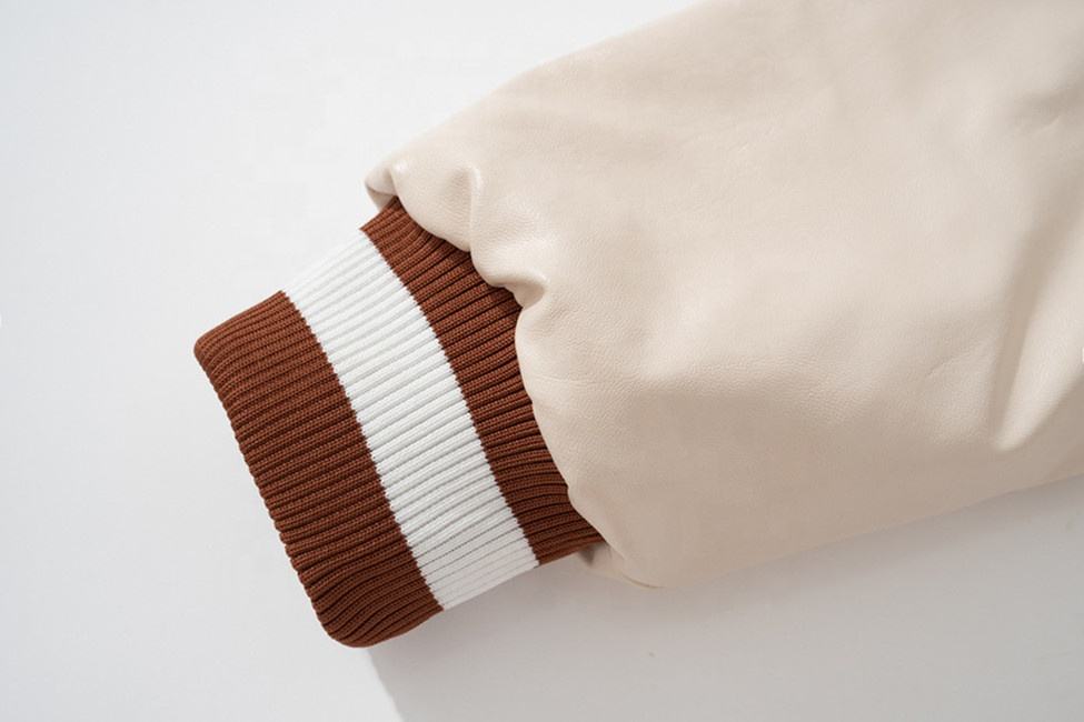 Pengilang OEM Jaket Kot Warna Perca Vintaj Corak Sulaman Chenille Lelaki Tersuai