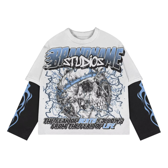 Camiseta de manga larga de doble capa con estampado gr&aacute;fico desgastado y mangas de llamas de gran tama&ntilde;o personalizada